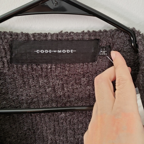Code x Mode Cardigan - Picture 4 of 5